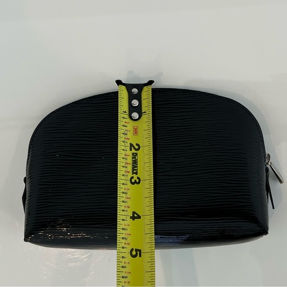 LOUIS VUITTON BLACK VERNIS LEATHER COSMETIC BAG POUCH - Picture 10 of 17